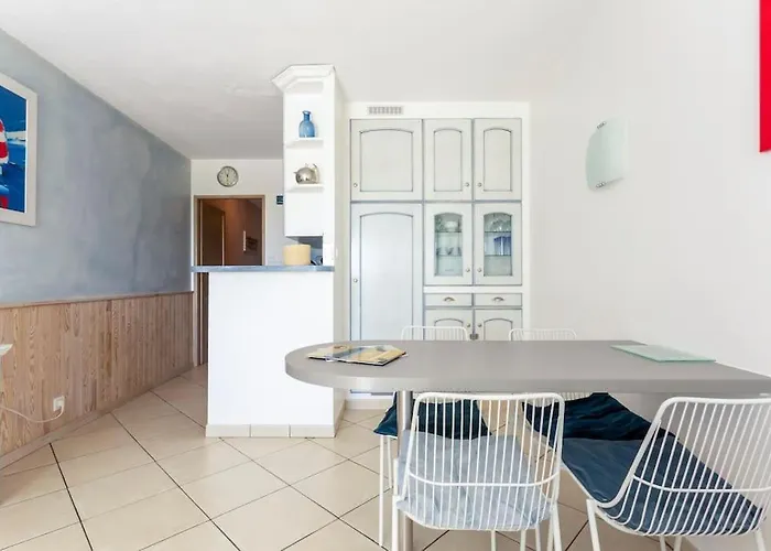 Chez Catherine - Superbe Convivial Situé En Bord De *